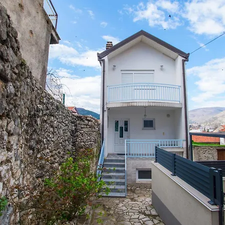 Apartmán Ado Mostar