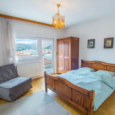 Ado Mostar