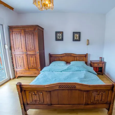 Ado Apartman Mostar