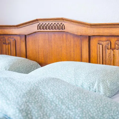 דירה Ado מוסטר